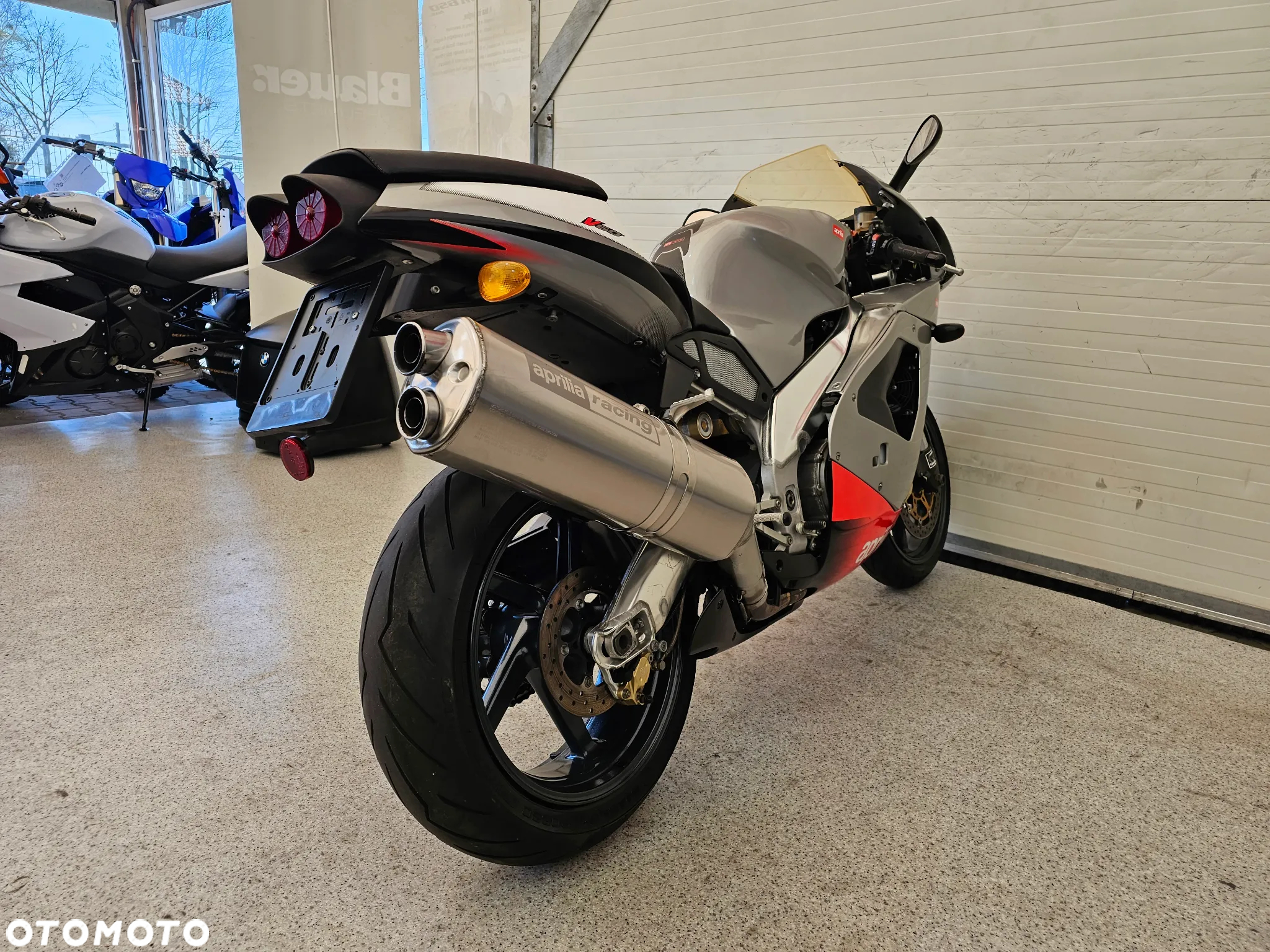 Aprilia RSV - 21