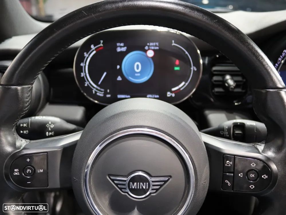 MINI Cabrio Cooper Premium Classic Auto - 29