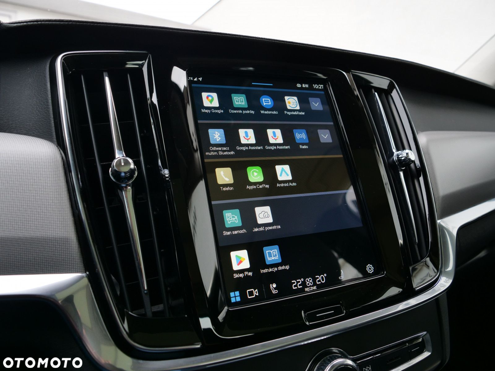 Volvo V90 Cross Country - 23