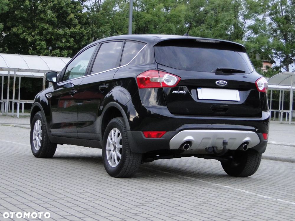 Ford Kuga 2.0 TDCi 4x4 Titanium - 20