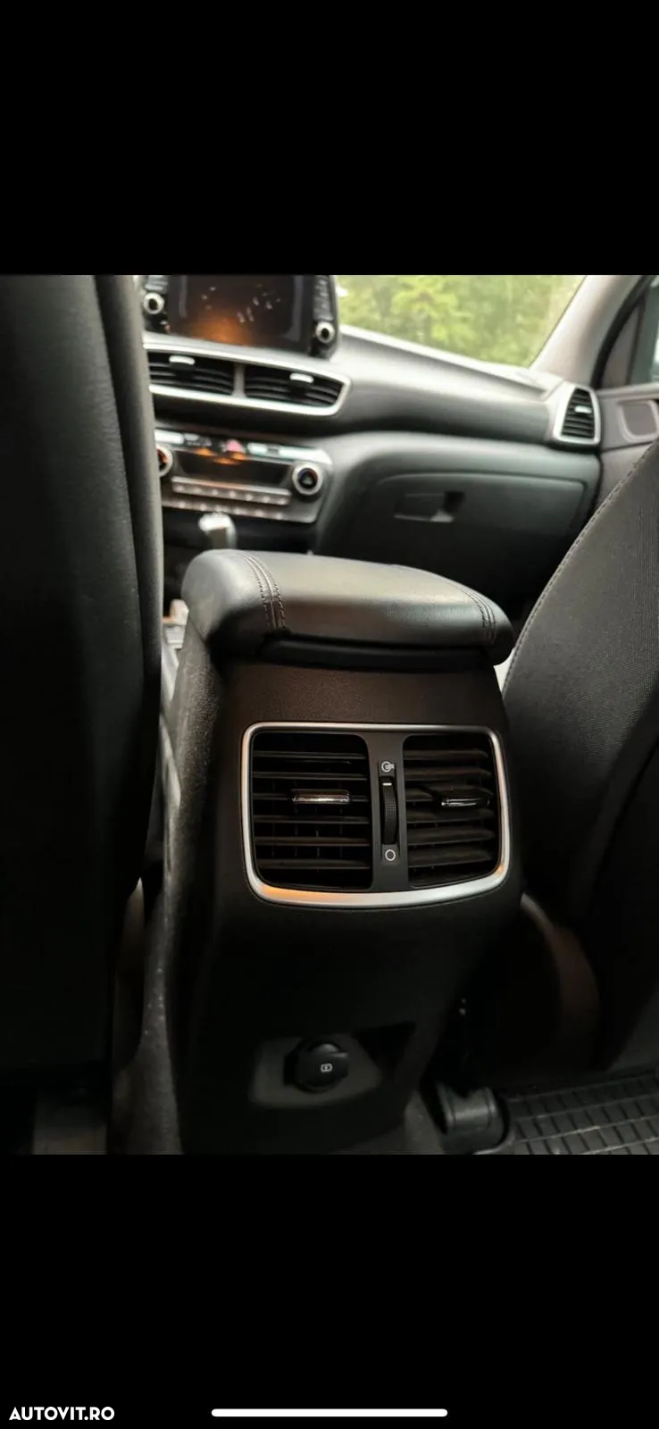 Hyundai Tucson 1.6 CRDi 4WD 6MT Premium - 11