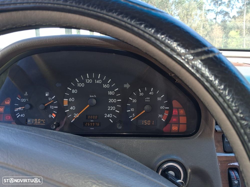 Mercedes-Benz C 180 Elegance - 5