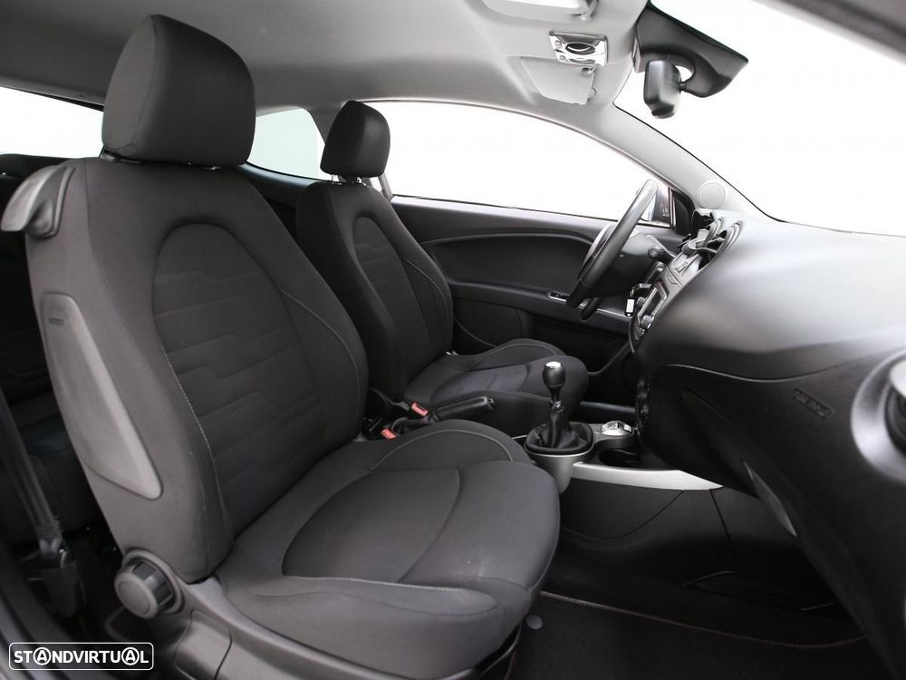 Alfa Romeo MiTo - 10