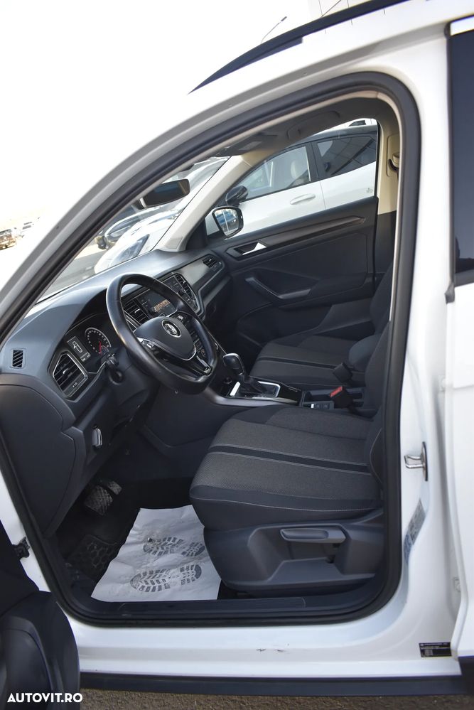 Volkswagen T-Roc 1.5 TSI DSG Sport - 23