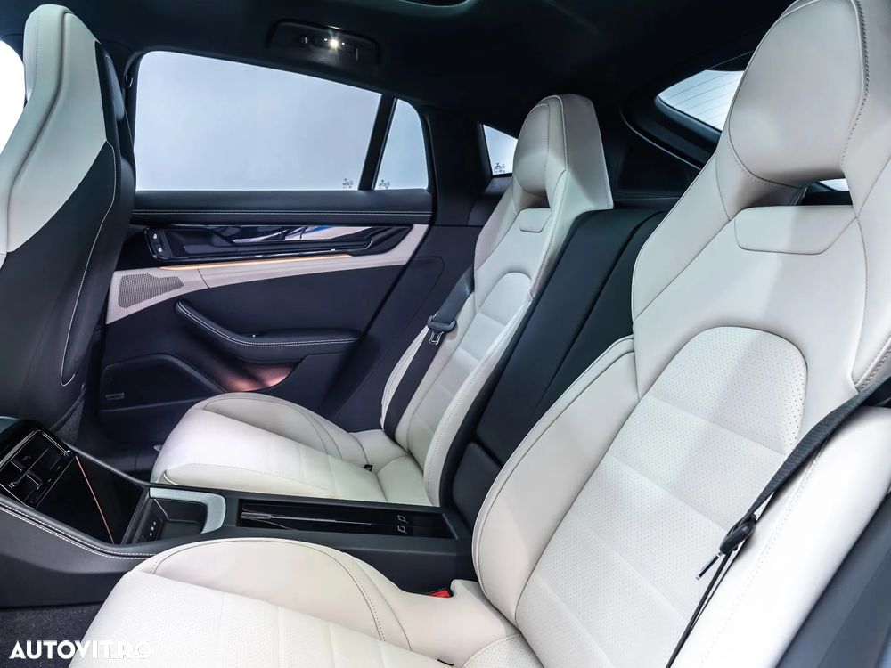 Porsche Panamera 4 - 14