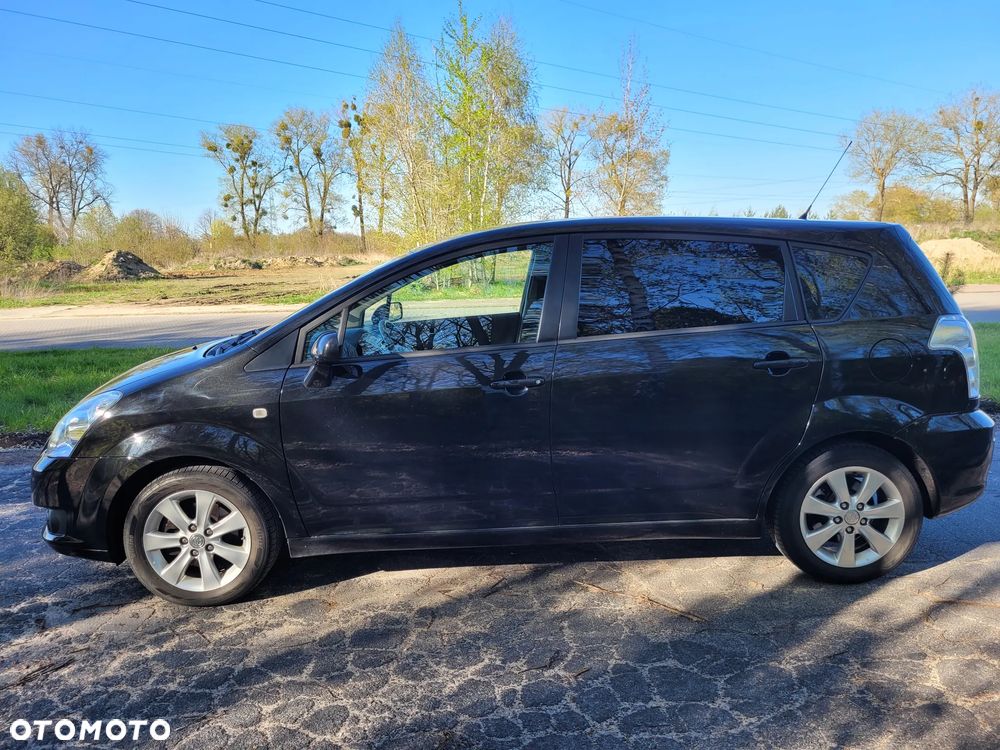 Toyota Corolla Verso 1.8 Sol 7os - 4