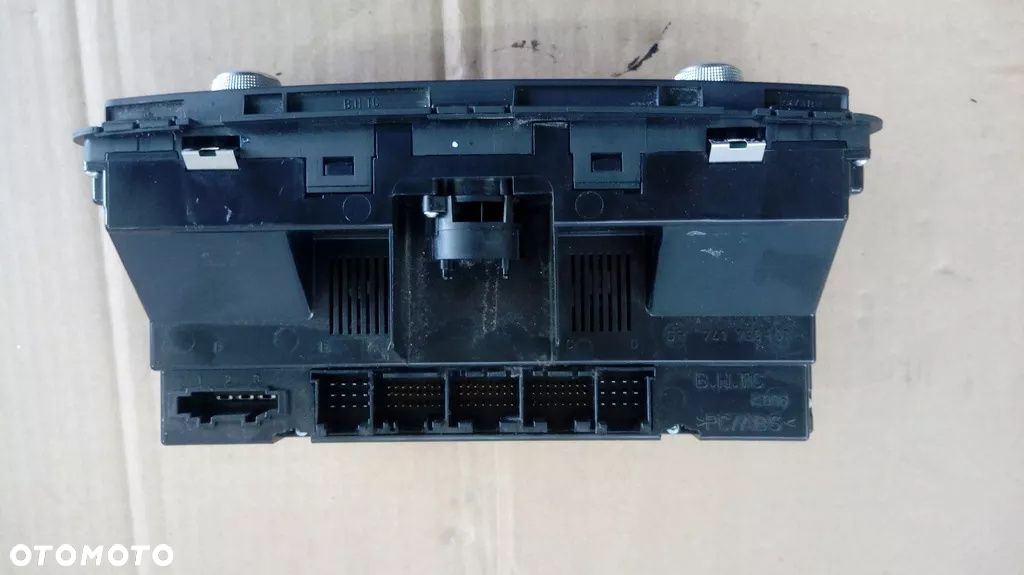 PANEL KLIMATYZACJI AUDI A8 D3 4E0820043F - 2