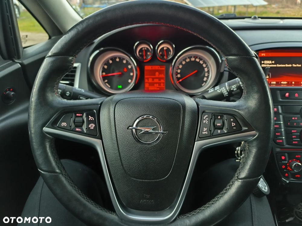 Opel Astra 1.4 T Cosmo - 10