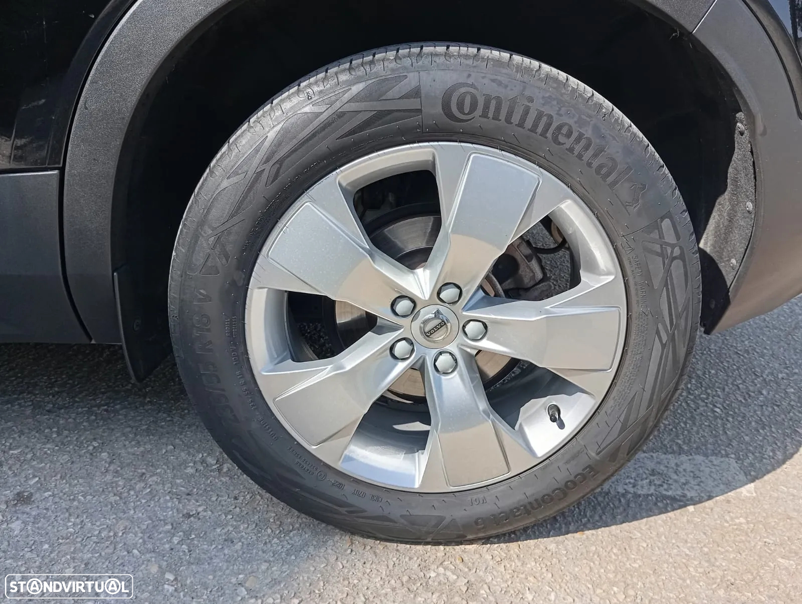 Volvo XC 40 1.5 T2 Momentum Plus - 13