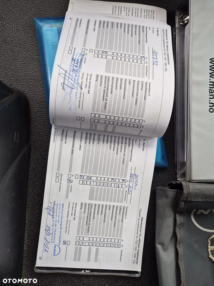 MAN TGX 26.500 / 6X2 / MEGA / SERWIS na 496TKM / RAMA / 3 OŚ SKRĘTNA + PODNOSZONA / KABINA SYPIALNIANA - 35