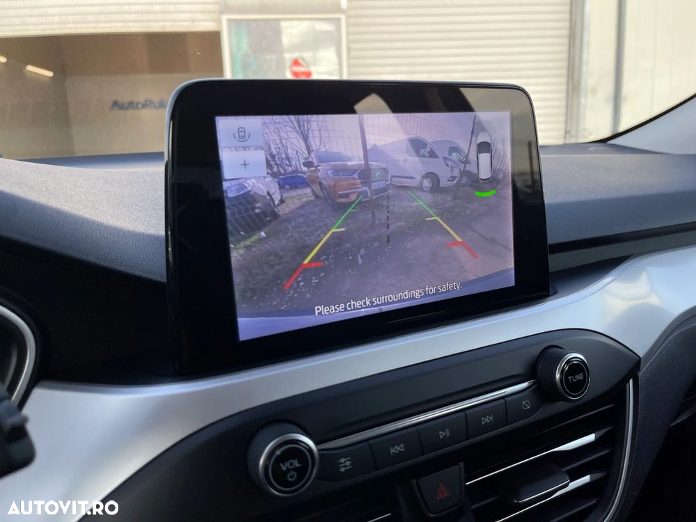Ford Focus 1.5 EcoBlue Connected - 13