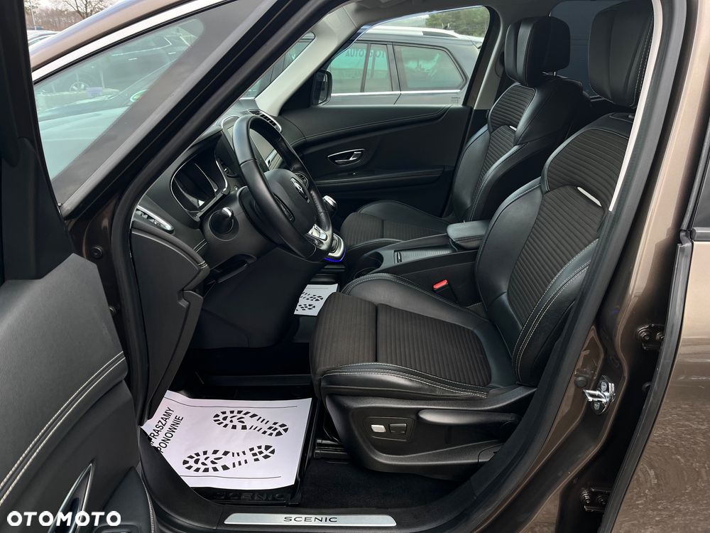 Renault Grand Scenic - 8