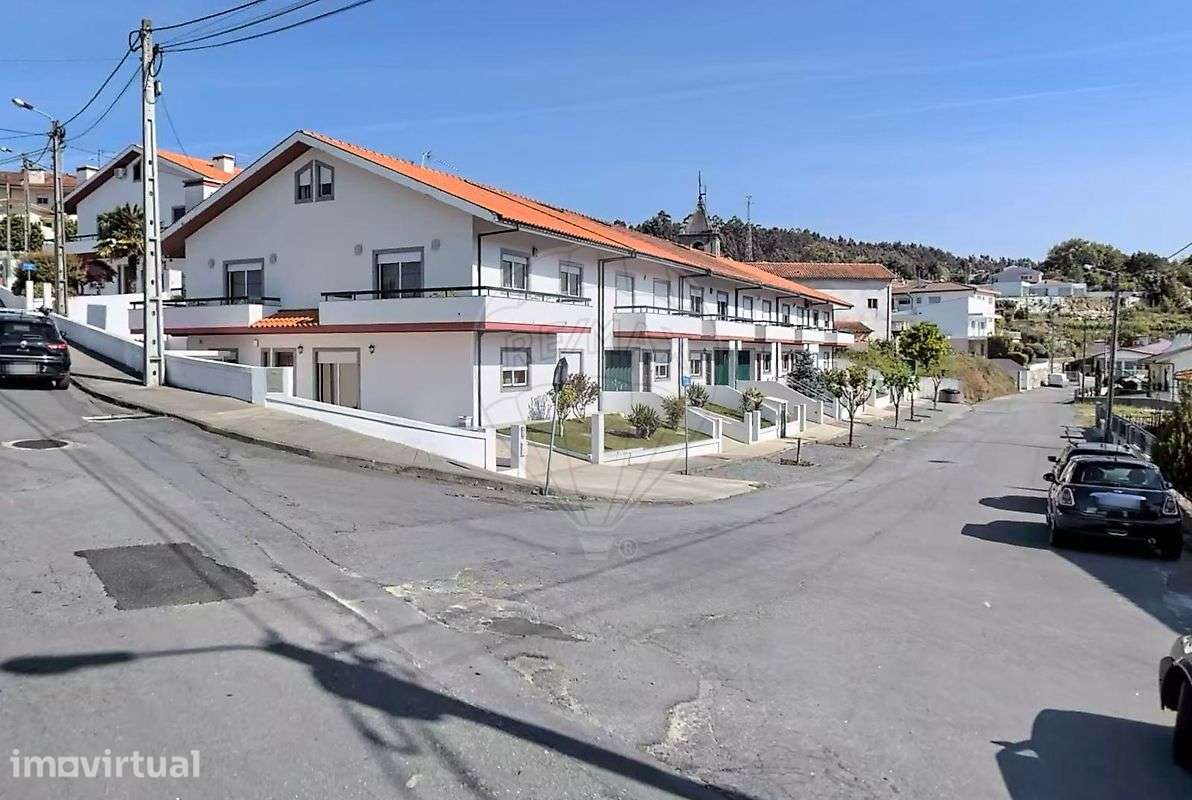 Moradia T3 para venda - Grande imagem: 2/22