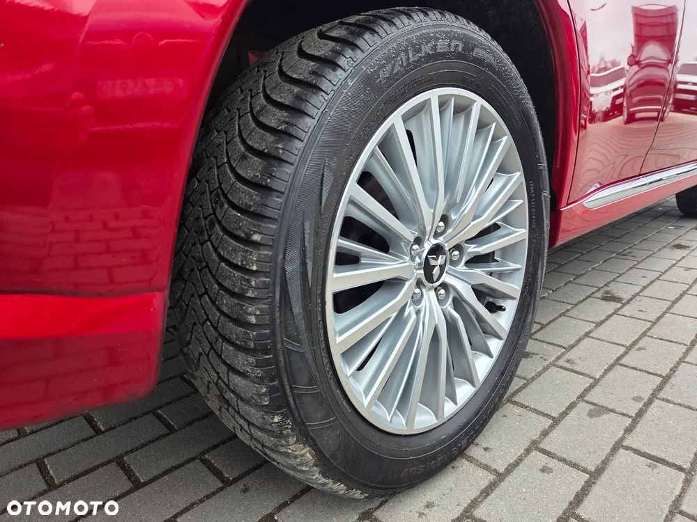 Mitsubishi Outlander - 10