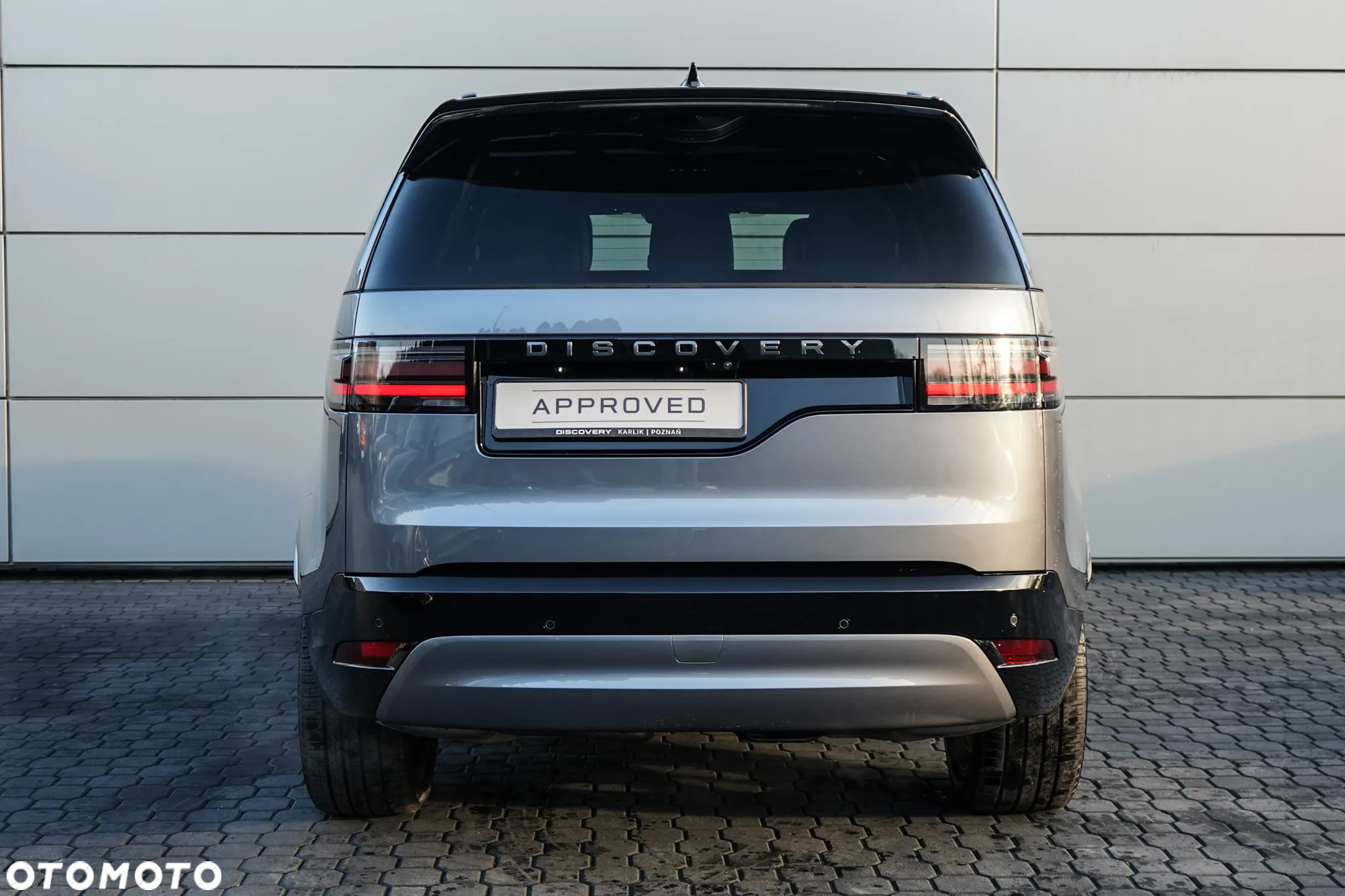 Land Rover Discovery D250 S - 24