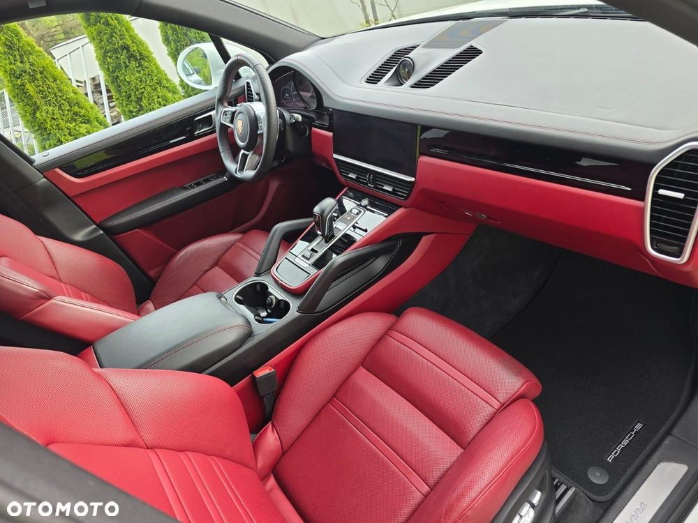 Porsche Cayenne Standard - 18
