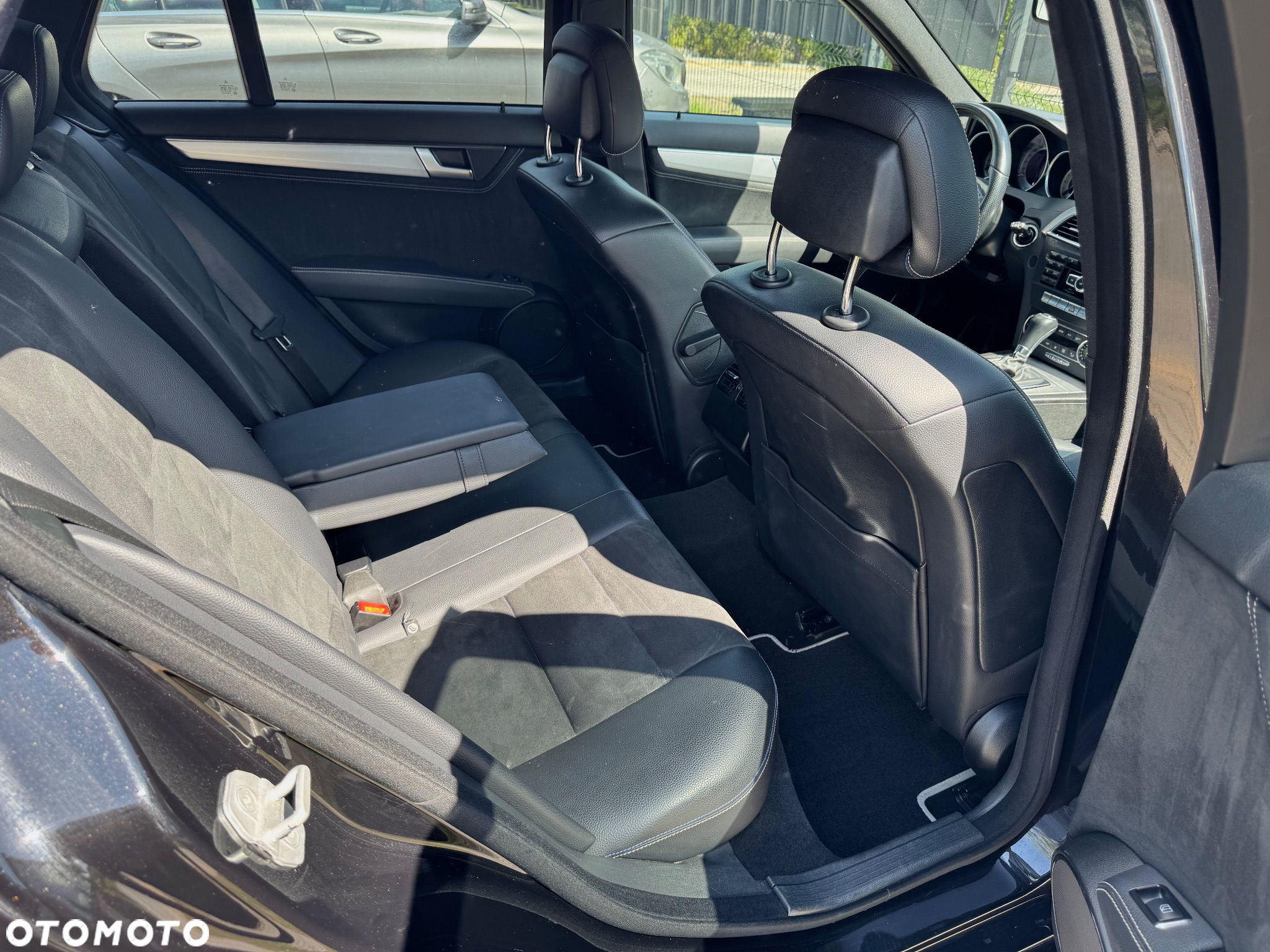 Mercedes-Benz Klasa C 220 d 4Matic T 7G-TRONIC AMG Line - 8