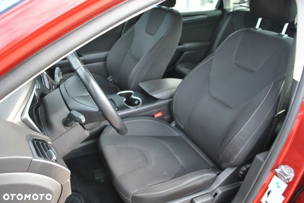 Ford Mondeo 2.0 EcoBlue Titanium - 23