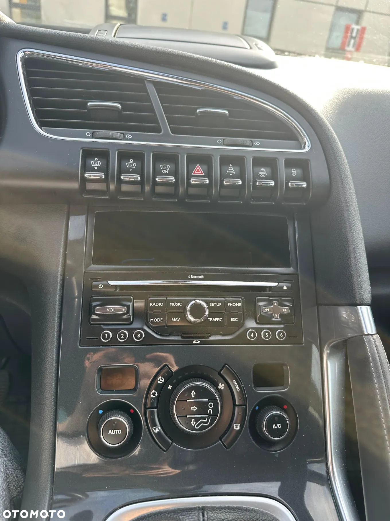 Peugeot 3008 1.6 Premium+ - 25
