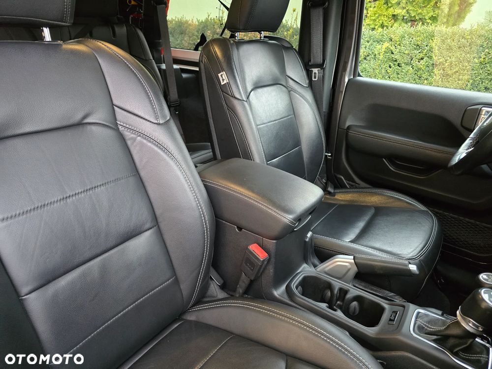 Jeep Wrangler GME 2.0 Turbo Sahara - 33