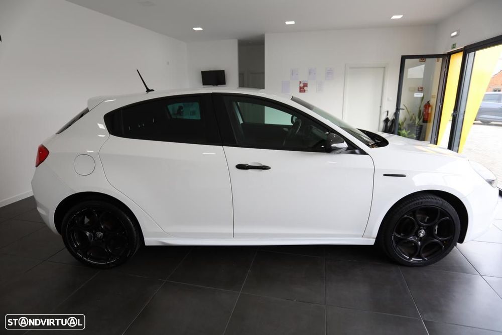Alfa Romeo Giulietta - 5