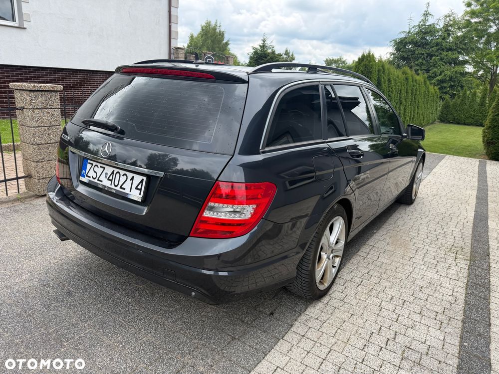 Mercedes-Benz Klasa C 200 (BlueEFFICIENCY) - 4