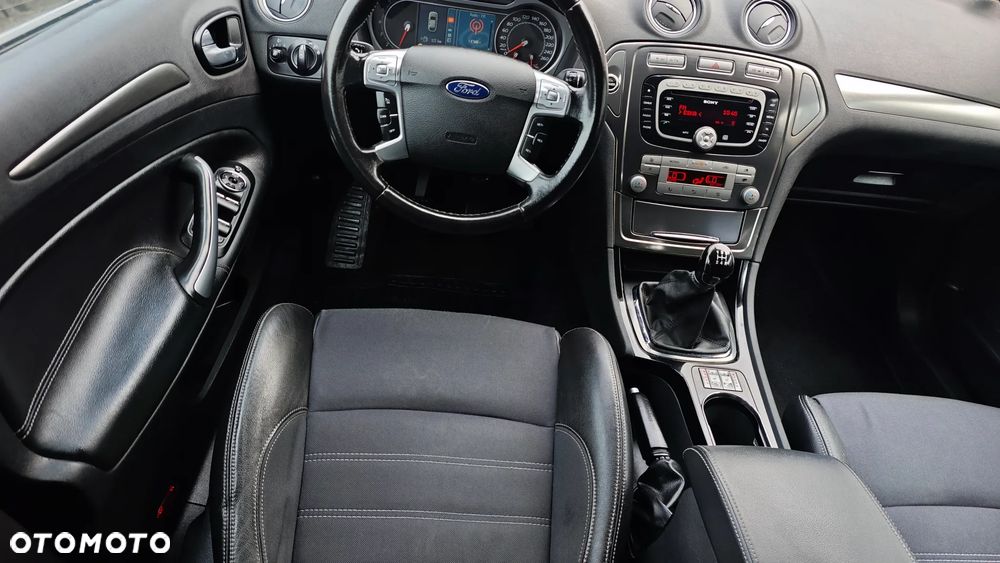 Ford Mondeo 2.0 Titanium X - 2