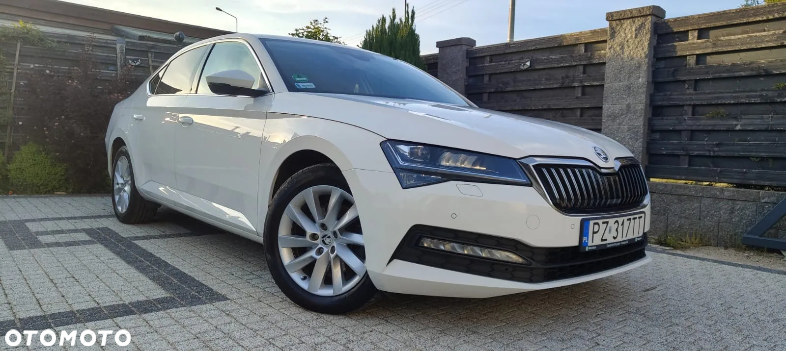 Skoda Superb 2.0 TDI Ambition DSG - 15