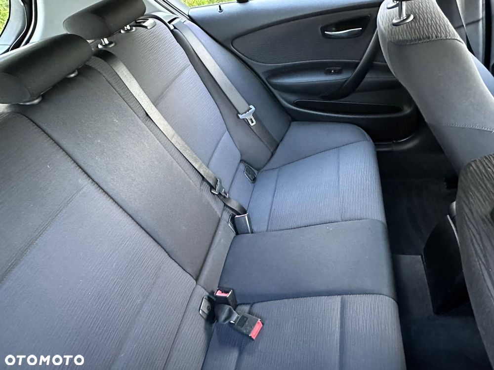 BMW Seria 1 116i Edition Sport - 15