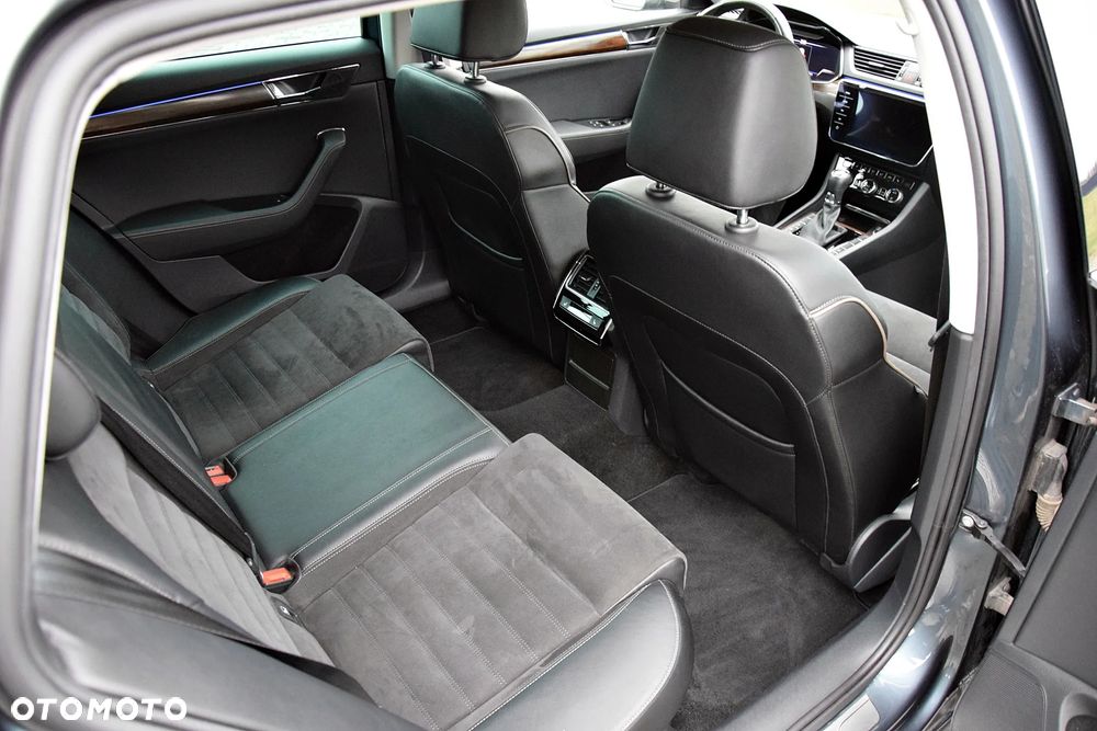 Skoda Superb 2.0 TDI 4x4 DSG Scout - 22