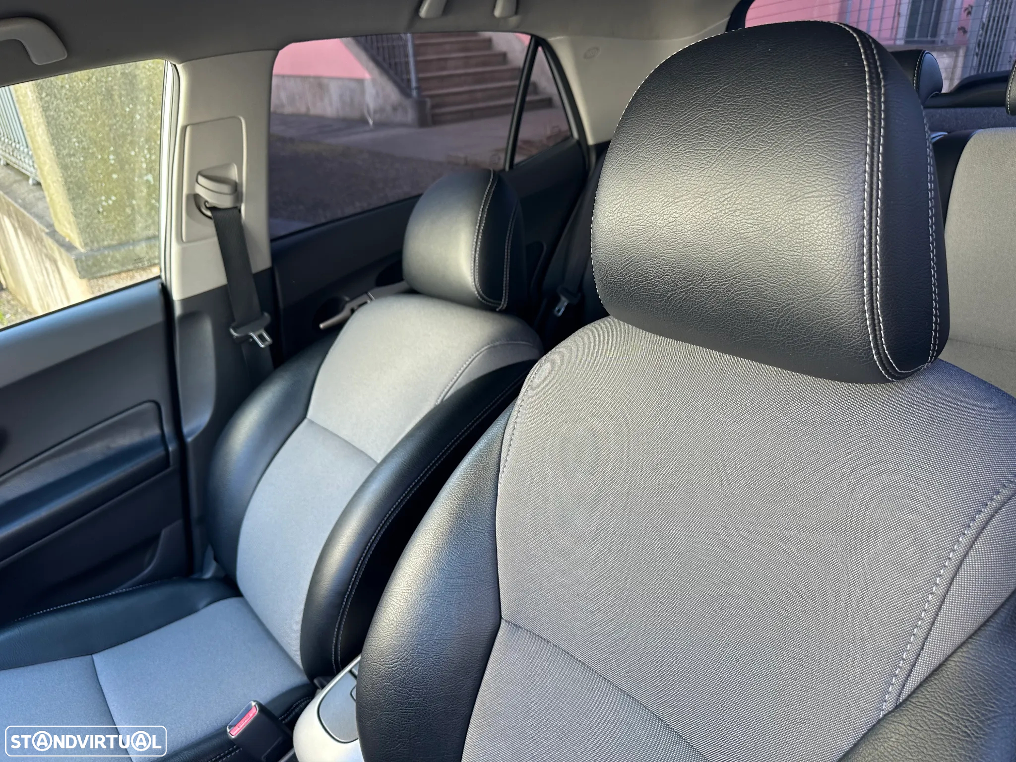 Toyota Auris 1.4 D-4D Gold Edition DPF - 16