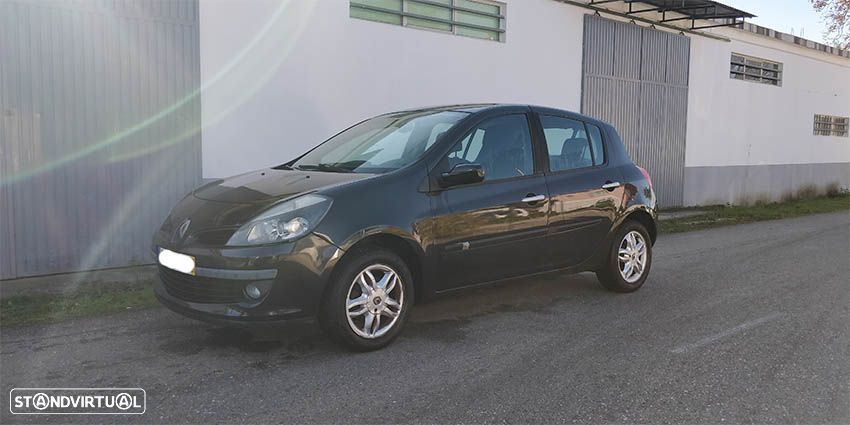 Renault Clio 1.2 16V Dynamique Luxe - 1