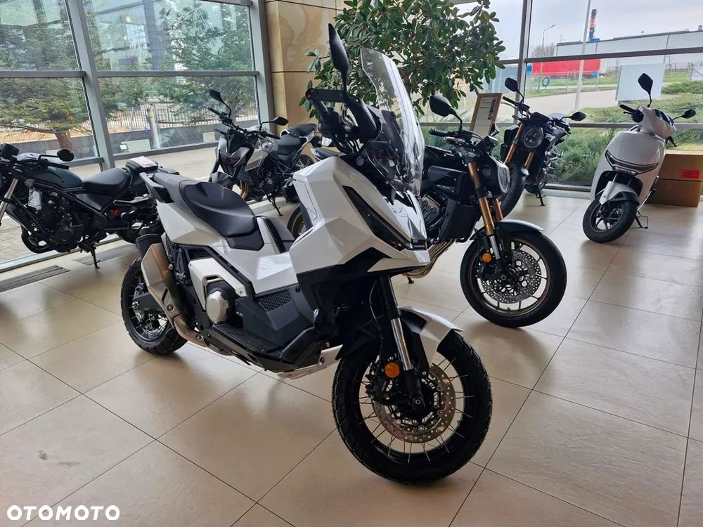 Honda X-ADV - 1