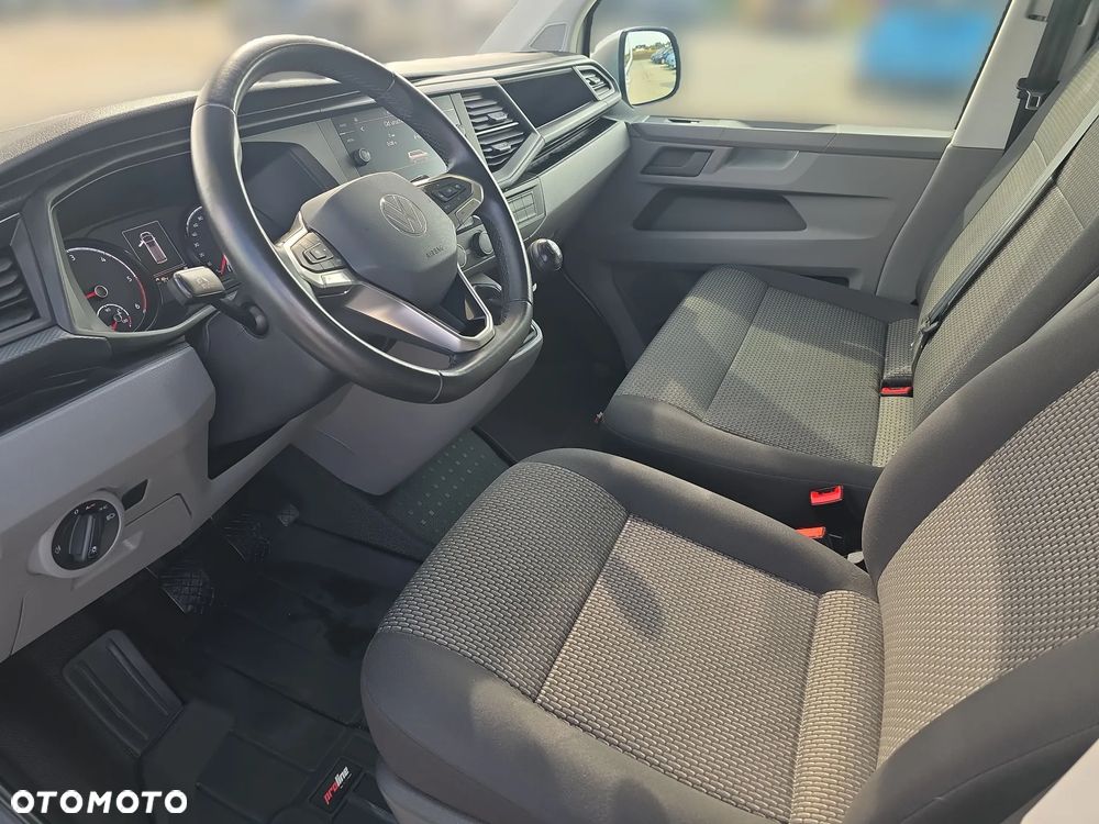 Volkswagen Transporter - 11