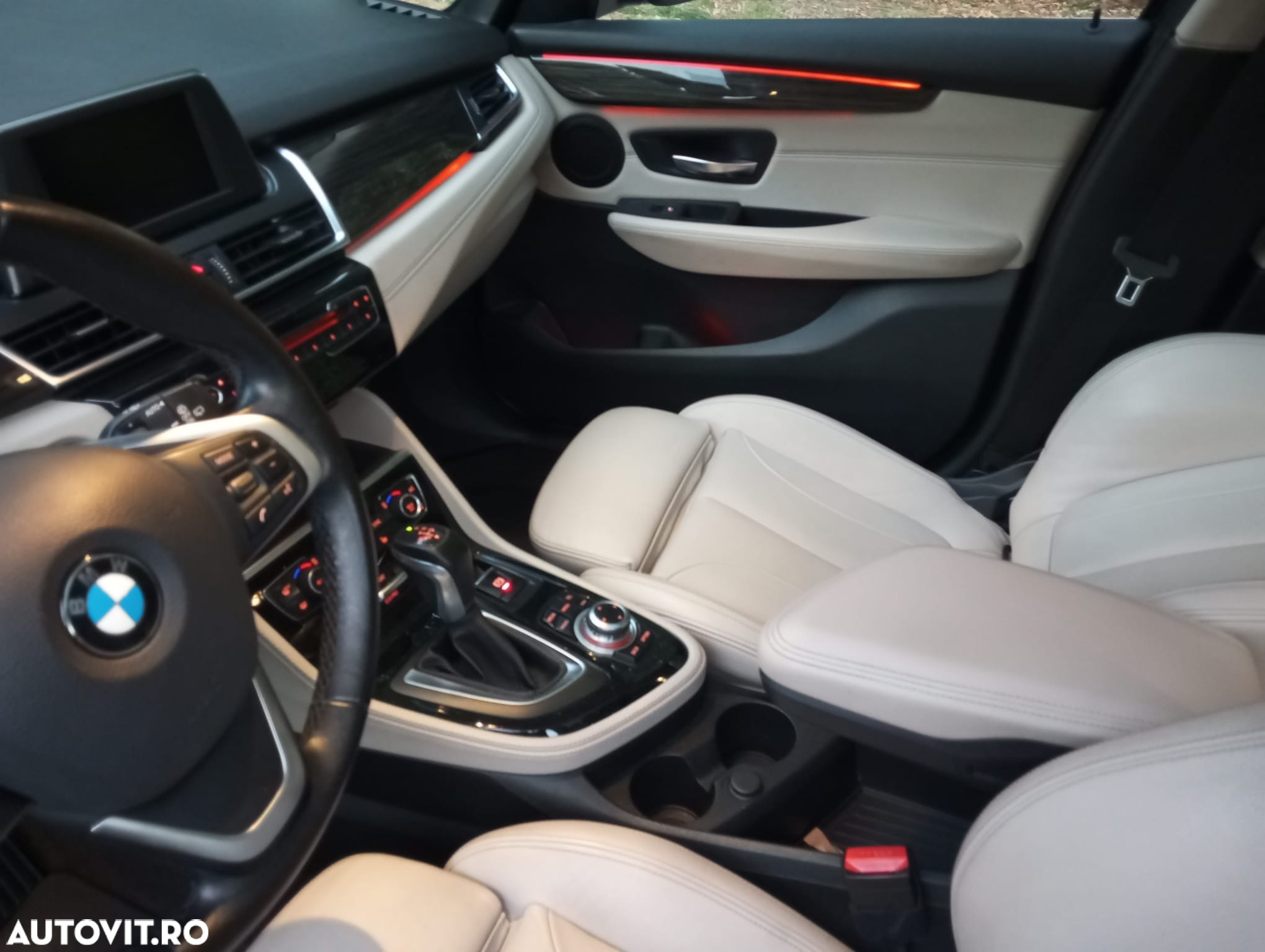 BMW Seria 2 218d Active Tourer Aut. Luxury Line - 23