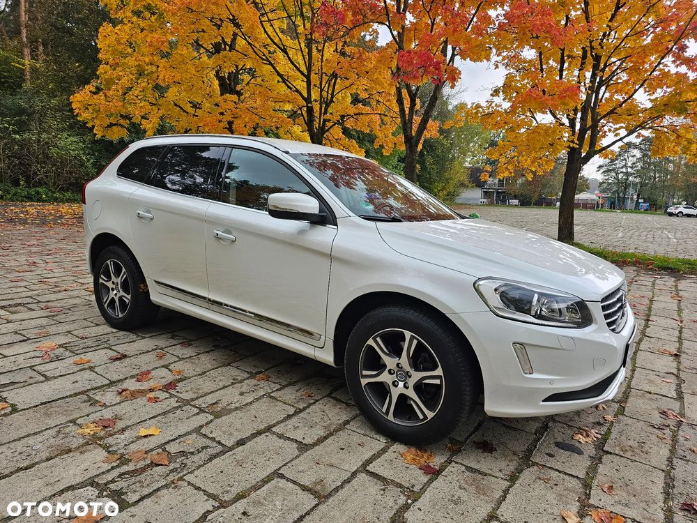Volvo XC 60 D4 AWD Geartronic Summum - 5