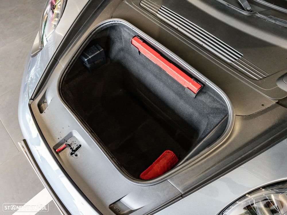 Porsche 911 (992) Carrera PDK - 30