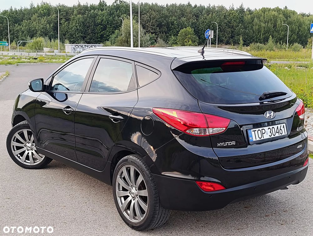 Hyundai ix35 2.0 4WD Premium - 21