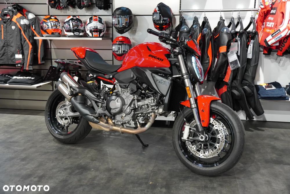 Ducati Monster - 4