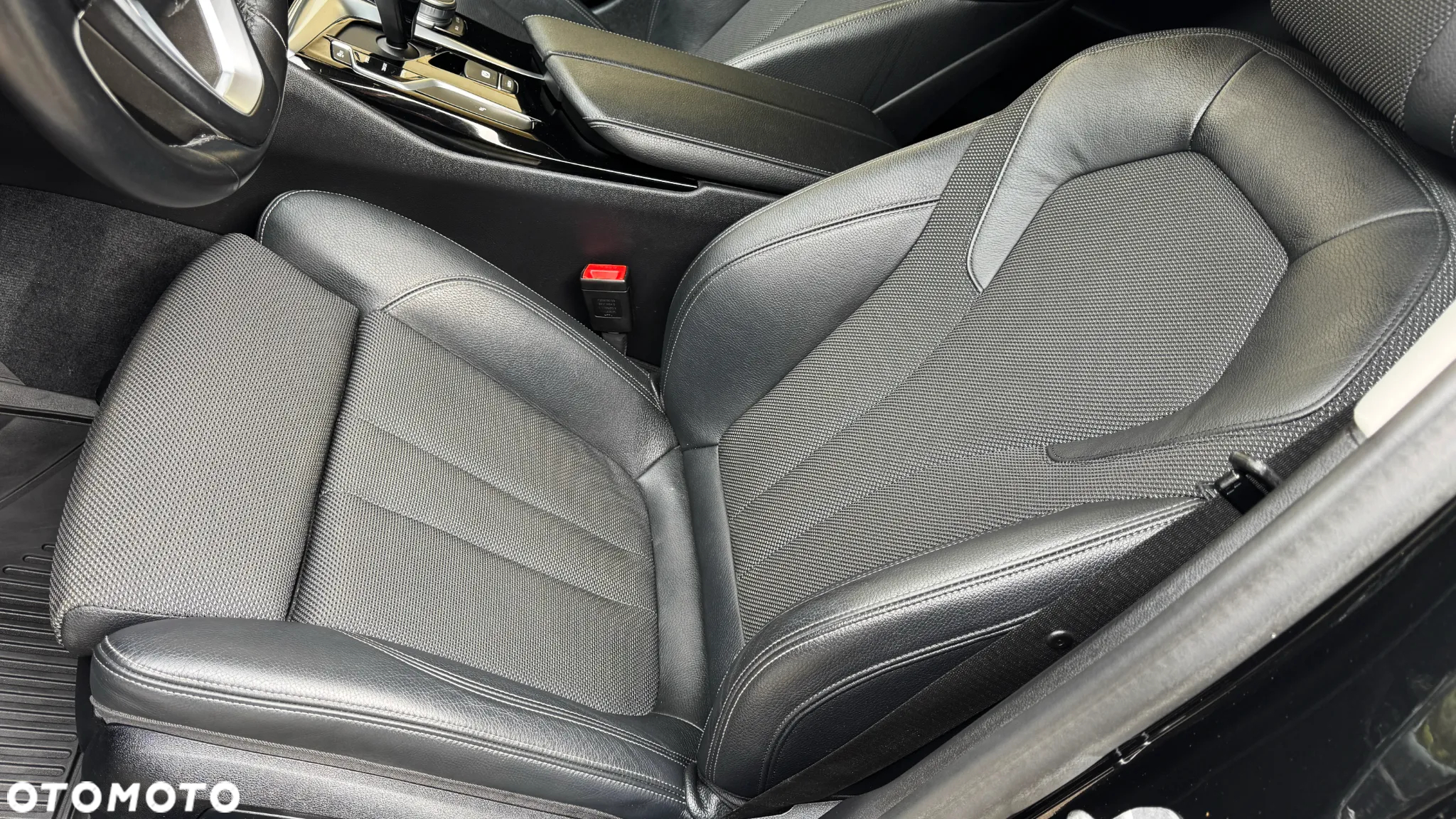 BMW Seria 5 520d Sport Line sport - 32