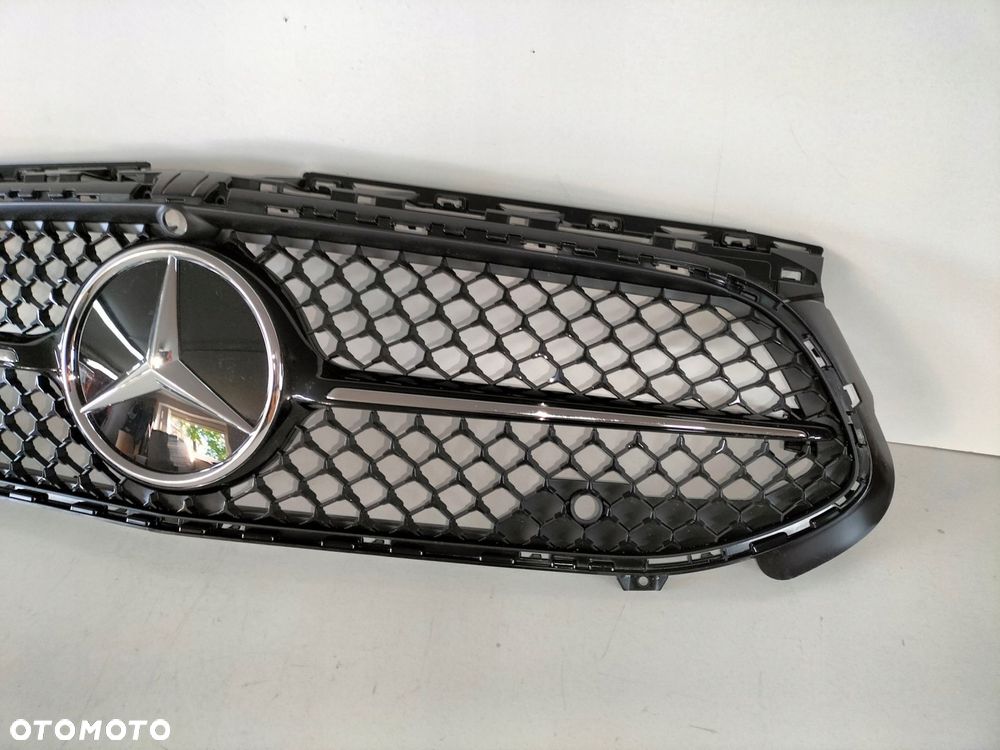 atrapa kratka grill mercedes a klasa w177 lift 22- - 3