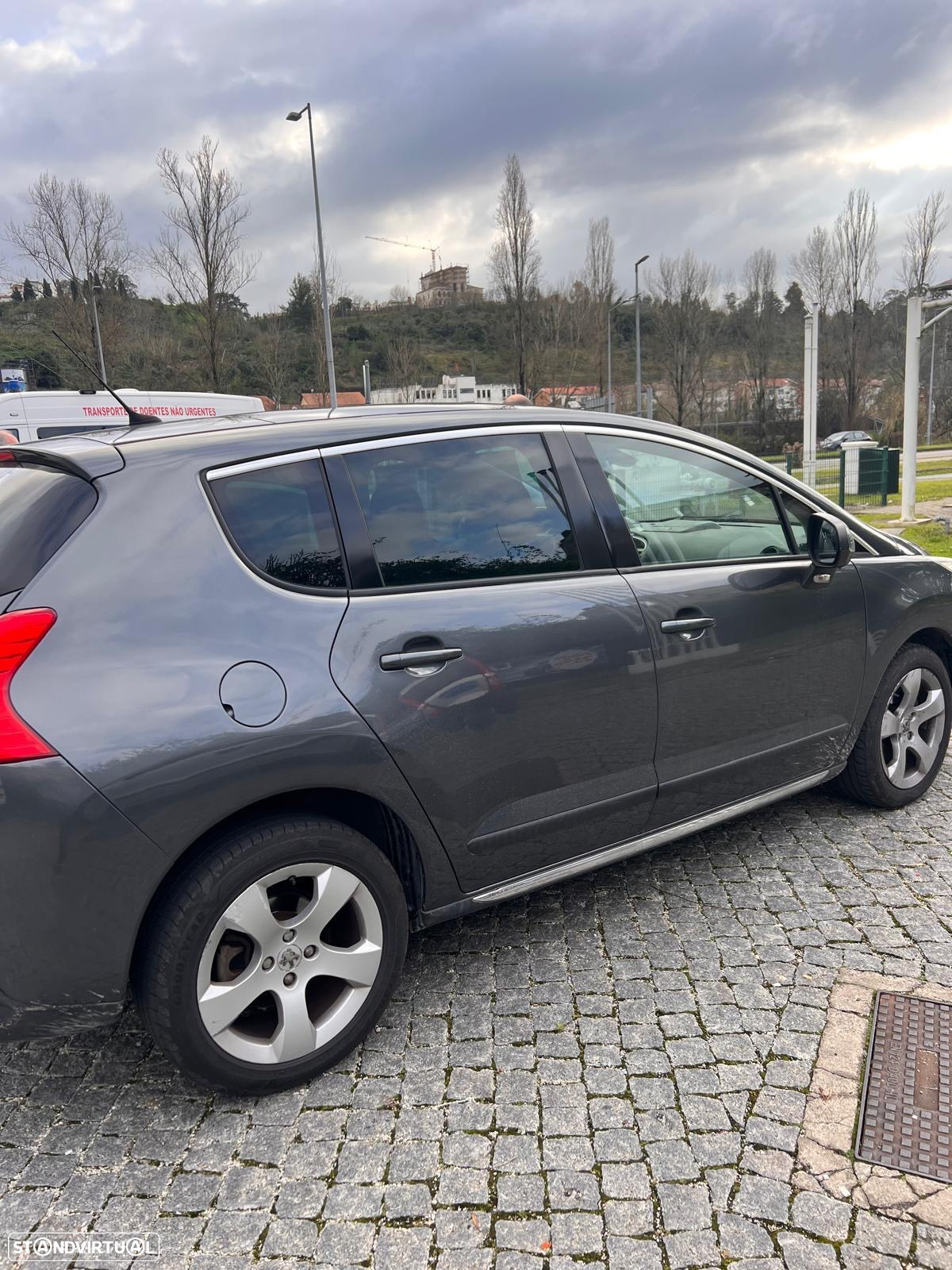 Peugeot 3008 1.6 HDi Sport - 2