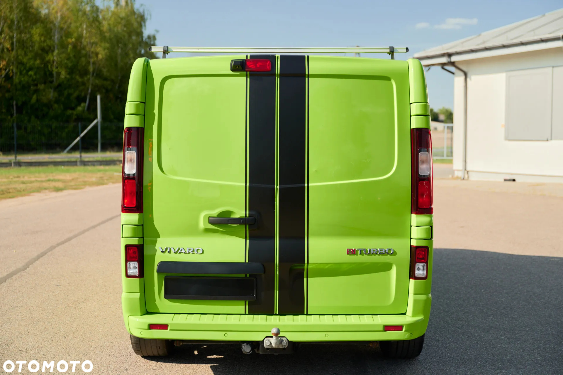Opel Vivaro L2H1 2,9t Elegance Premium - 9