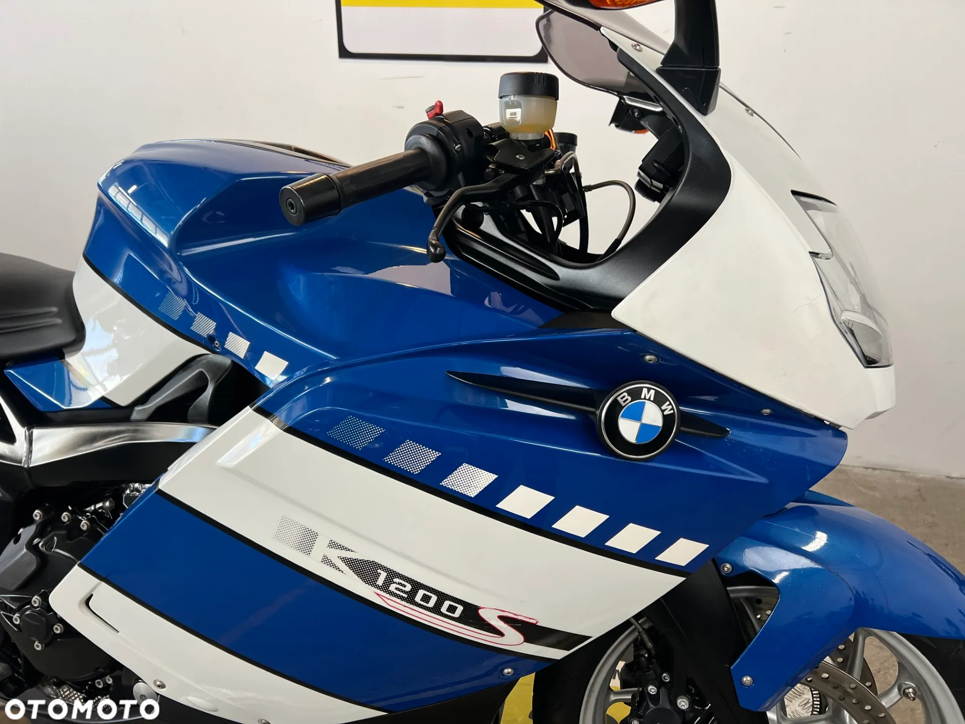 BMW K - 9