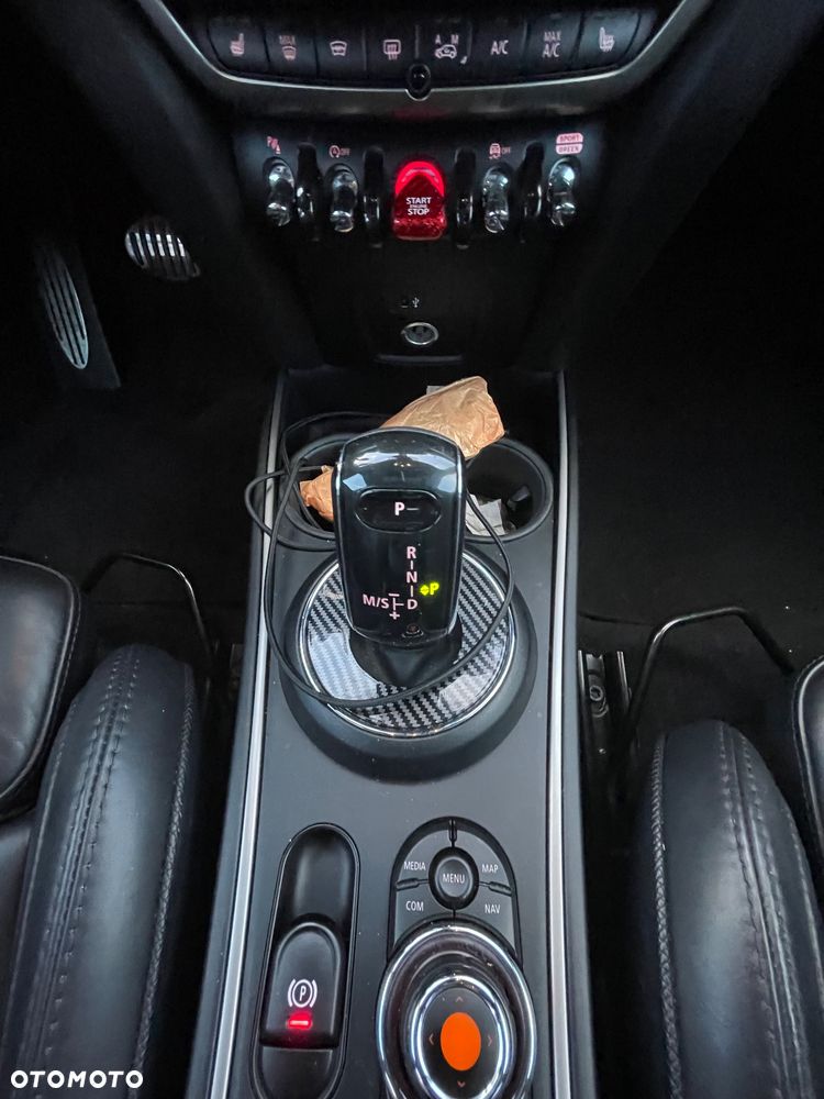 MINI Countryman - 24