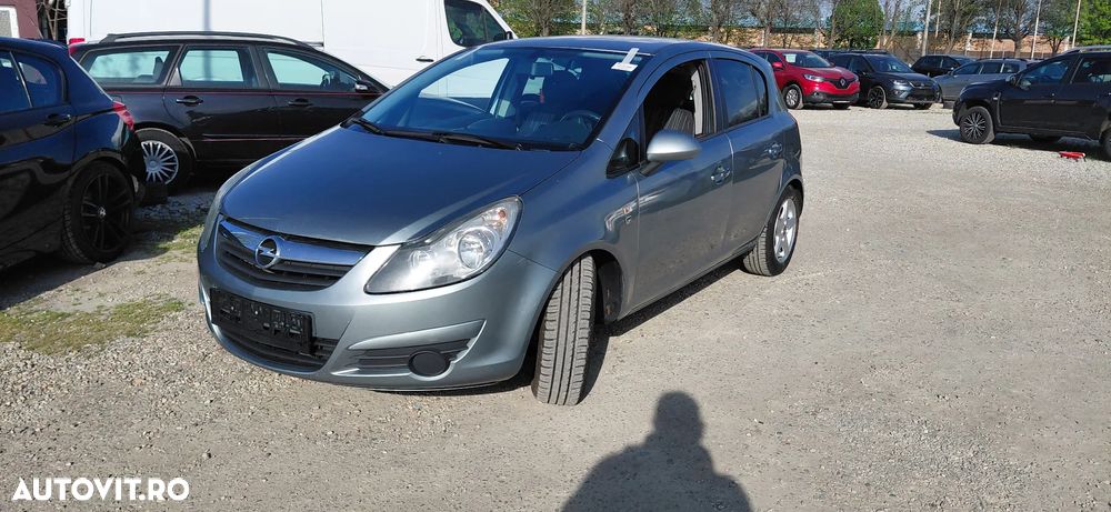 Opel Corsa 1.3 CDTI DPF Easytronic Color Edition - 1