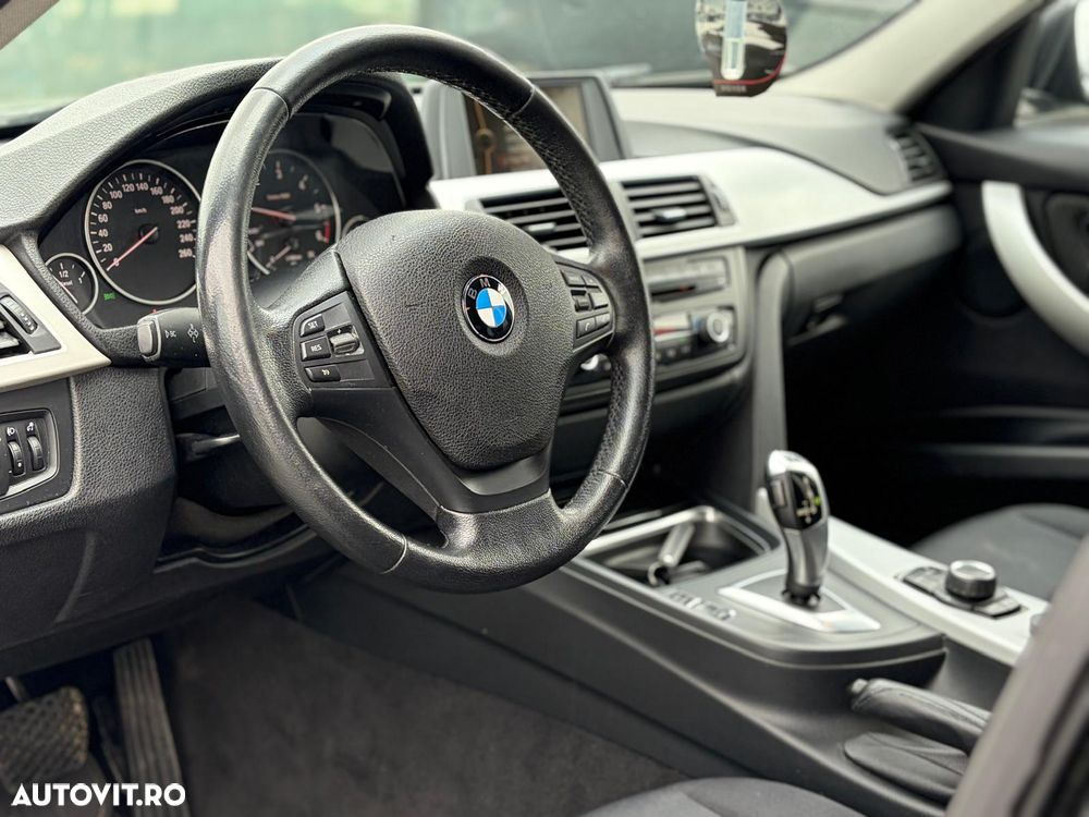 BMW Seria 3 320d xDrive DPF Aut. Edition Sport - 6