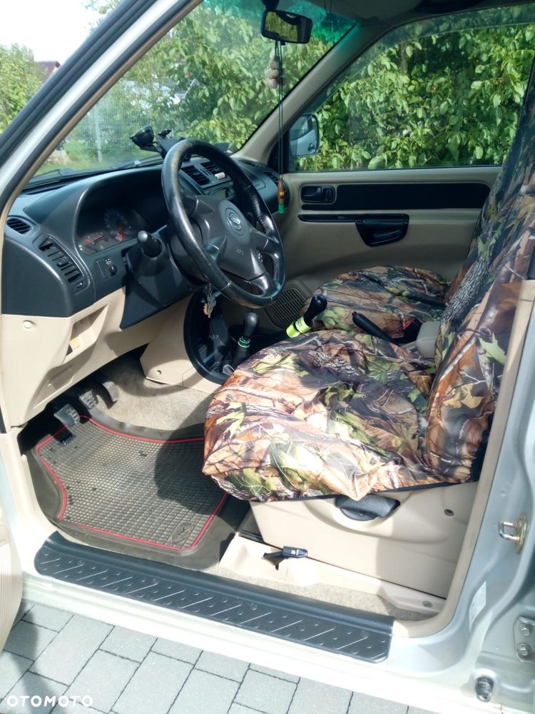 Nissan Terrano - 5