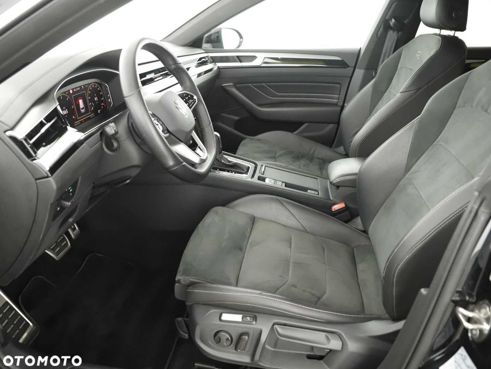 Volkswagen Arteon 2.0 TDI 4Motion R-Line DSG - 9