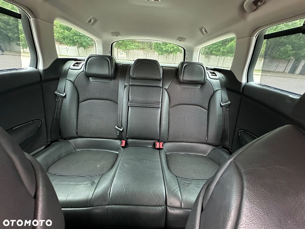 Citroën C5 2.2 HDi Exclusive - 8